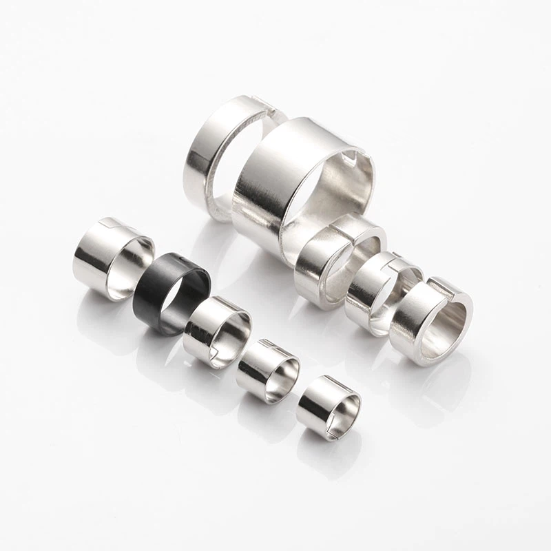 Brass Industrial Plug Pins and Socket Retainers for Heavy Duty Electrical Connector Systems Brass Industrial Plug Pins and Socket Retainers for Heavy Duty Electrical Connector Systems